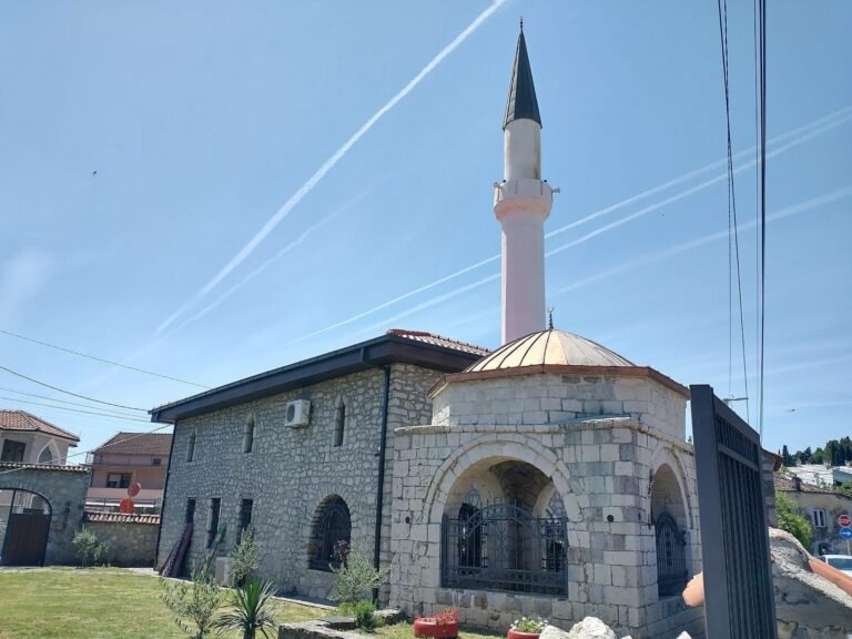 Islamska zajednica u Crnoj Gori: od prvog muftije 1878. do ugovora s državom